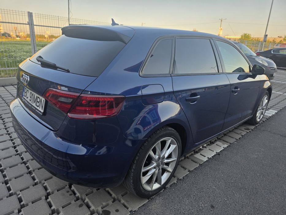 Audi A3  2015 - 2.0 /150CP Manuala