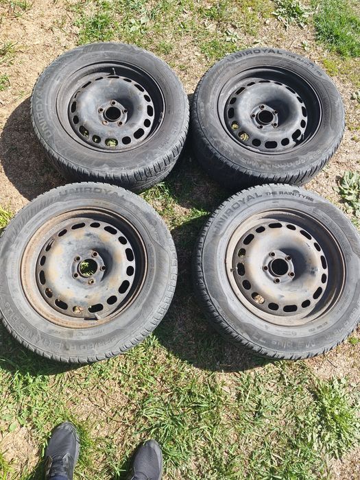 Vand jante citroen.cu cauciucurii de iarna
