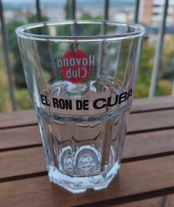 чаши за ром Bacardi и Havana Club