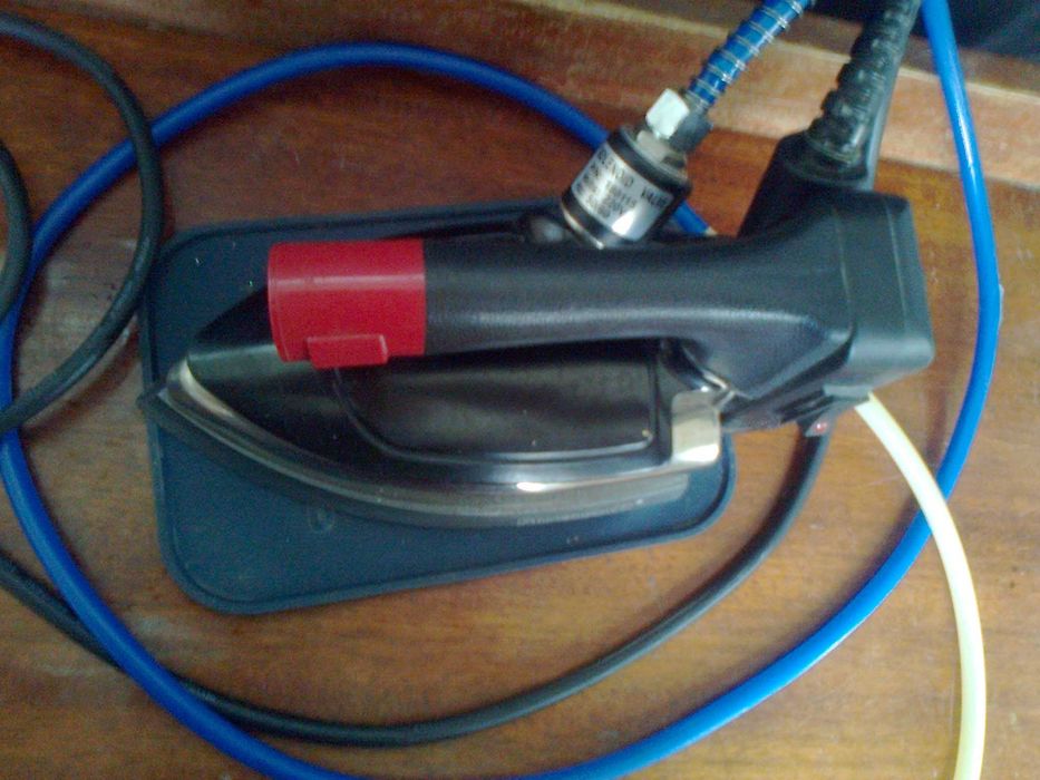 Утюг SILVER STAR мод. ES-96