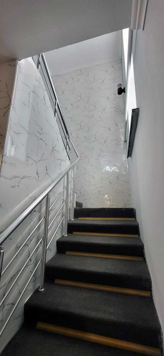 Сдам в аренду котедж 6 комн