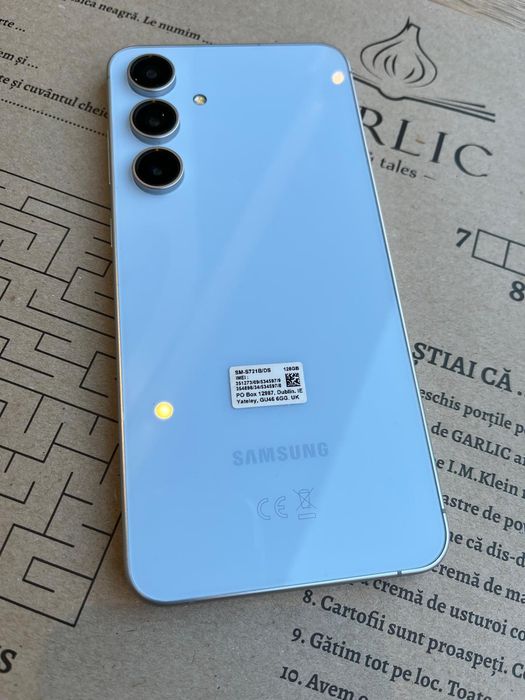 Vand Samsung S24 Fe ca nou