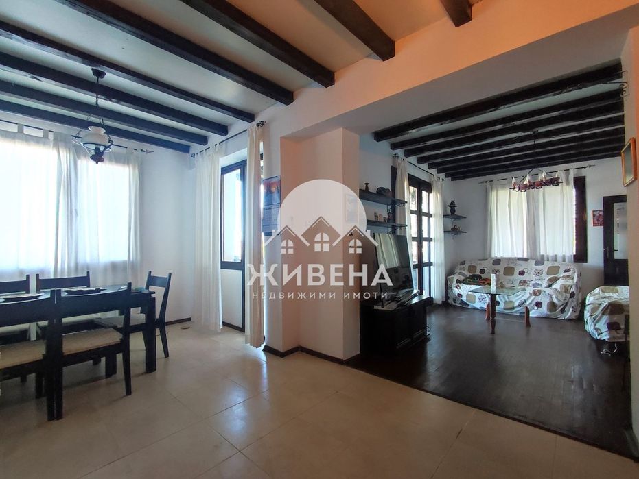 Продава реновирана обзаведена къща в с.Болярци, площ 134 кв.м