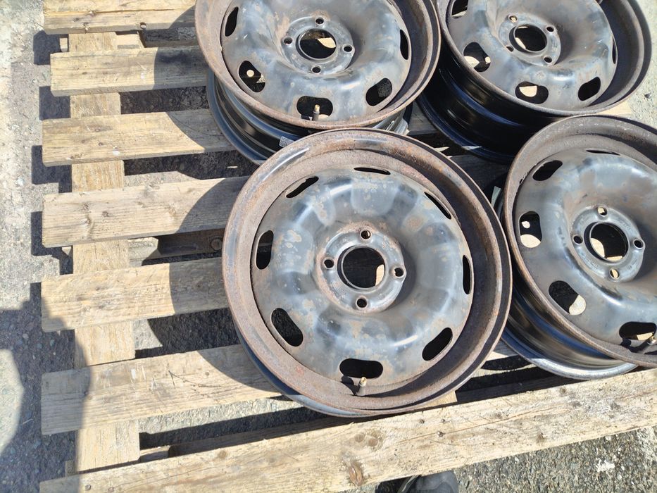 15 цола 4 х 108 мм ПЕЖО / Ситроен - 6 Инча / ЕТ 23