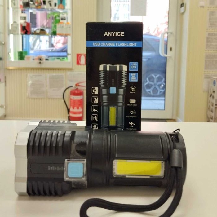 Акумулаторен LED фенер ANYICE L-19 – нов