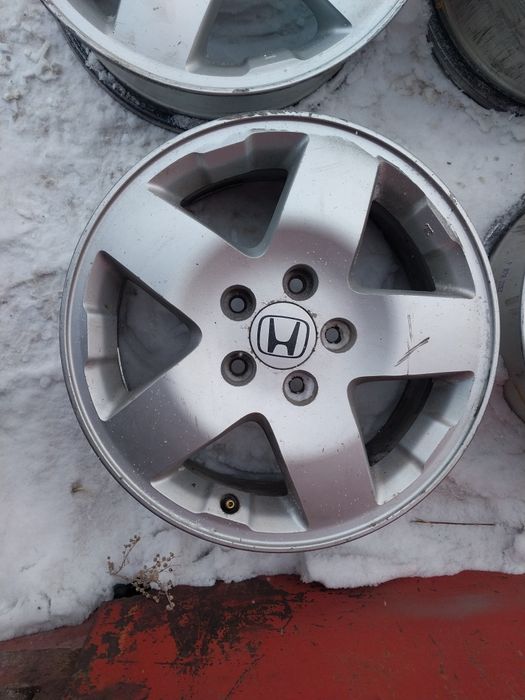 Диски R16 оригинал. Разболтовка 5 114.3.