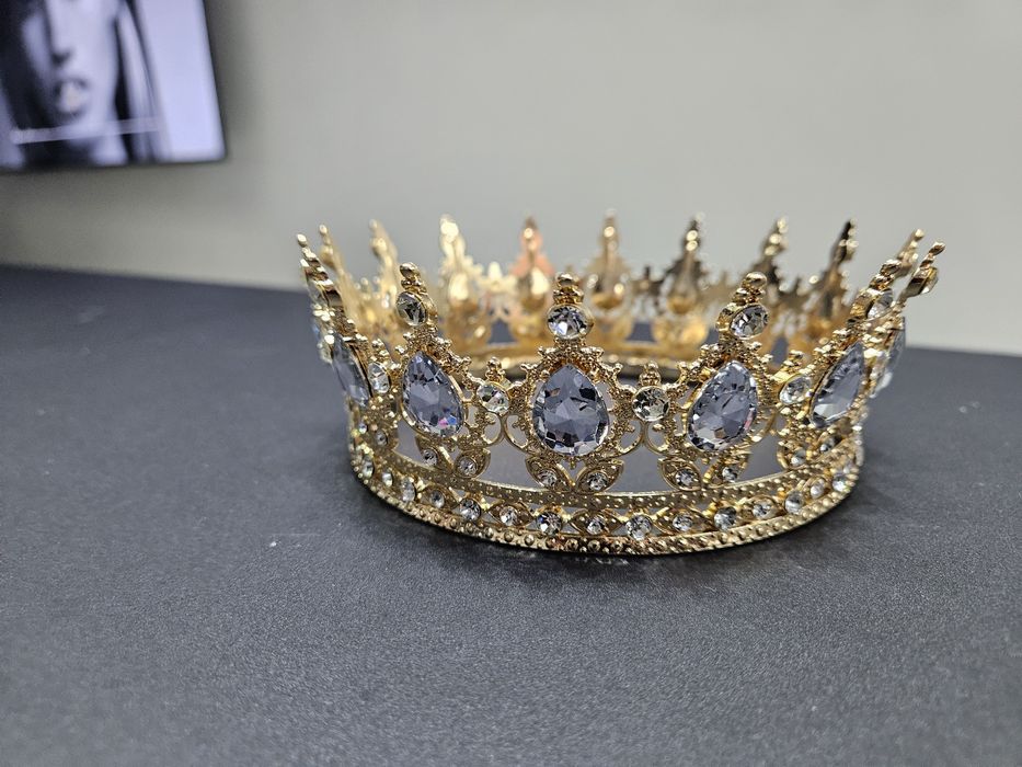 Корона ,диадема за парти