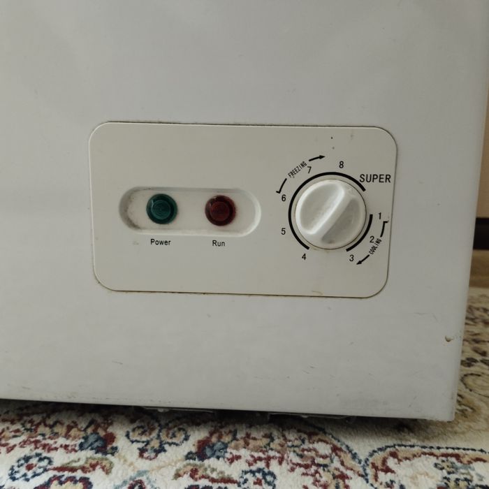 Продам морозильник