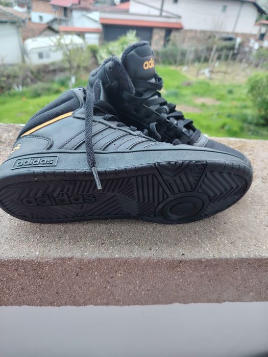 Маратонки Adidas