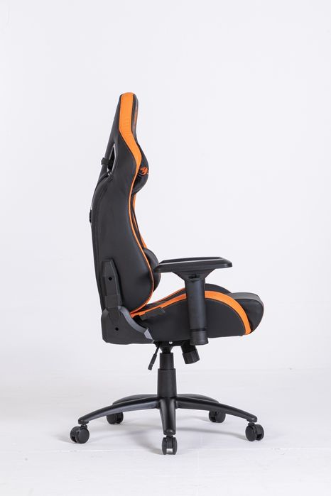 Компьютерные игровые кресло модель Cougar Outrider S