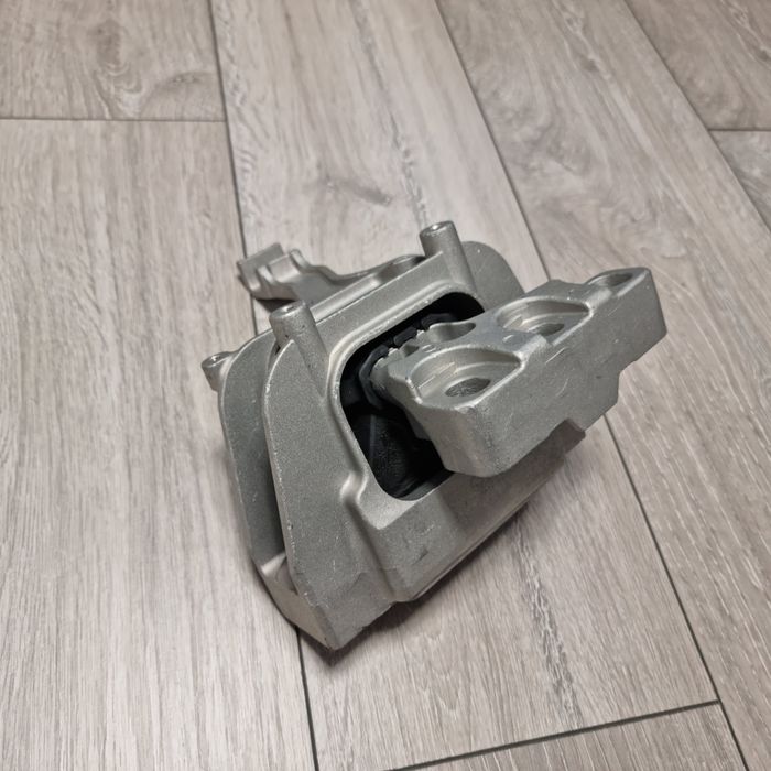 Suport / Tampon motor dreapta VW Audi Skoda Seat 2.0 TDI TSI Euro 5 6