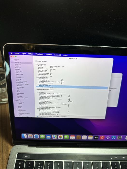 Macbook pro 13 touchbar 2017 16 GB RAM 1 tb SSD baterie 100%