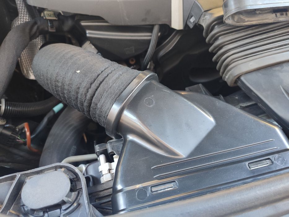 Въздуховод,маркуч въздушен филтър ML W166,X166 350CDI BLUETEC GLE 350