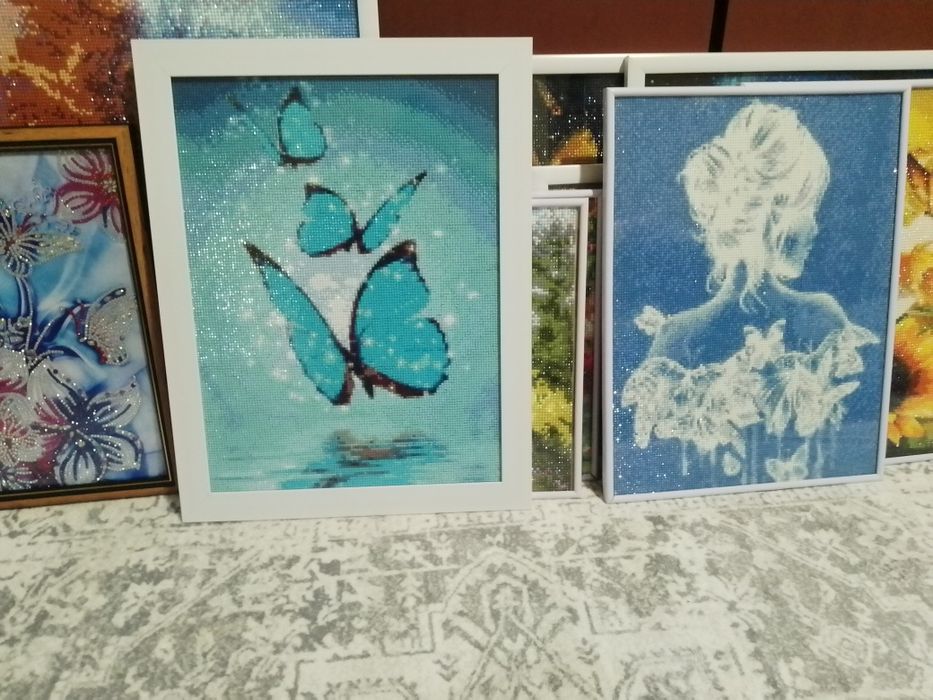 Диамантени гоблени с рамки-Ръчна изработка.