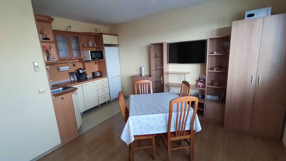 Дава се под наем Двустаен апартамент в Варна, Окръжна болница - 50 кв.м за 418.71 € - Снимка #2