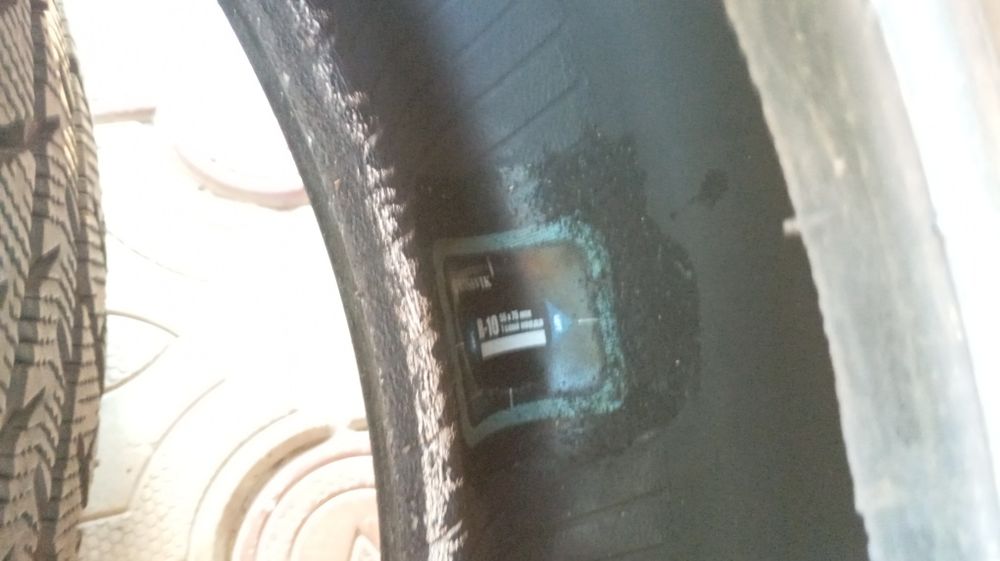 Продам 4 б/у шины 195/65 R15
