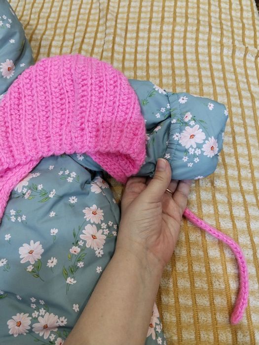 Продам комбинезон для девочки