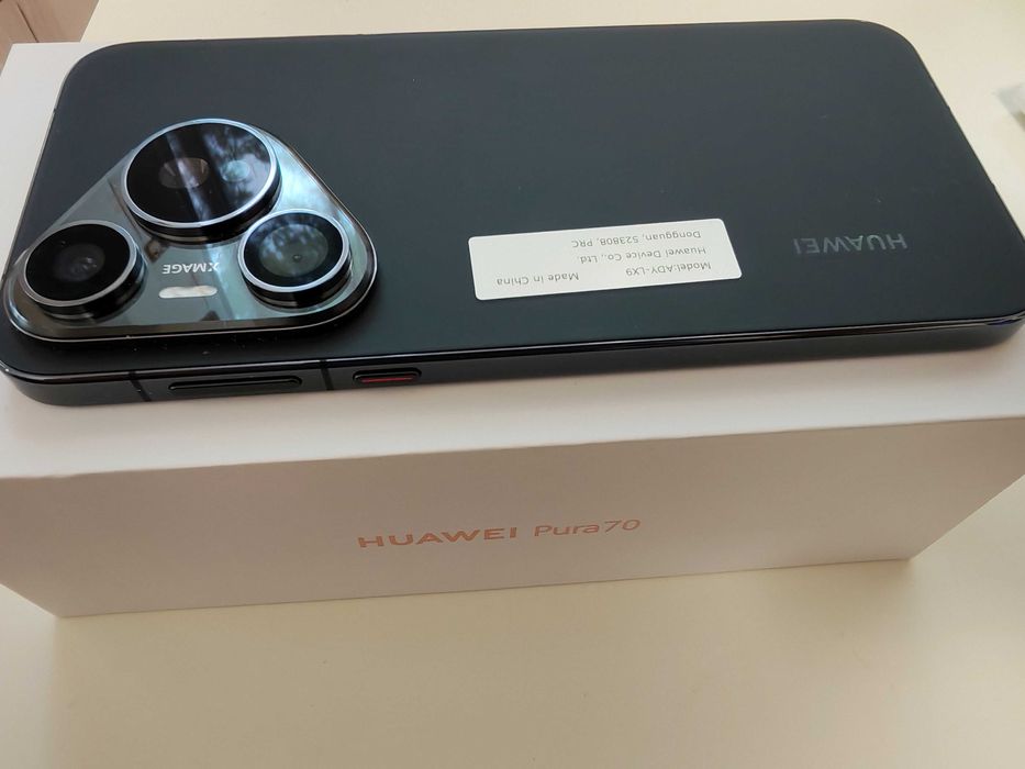 Vand Huawei Pura 70 ca nou