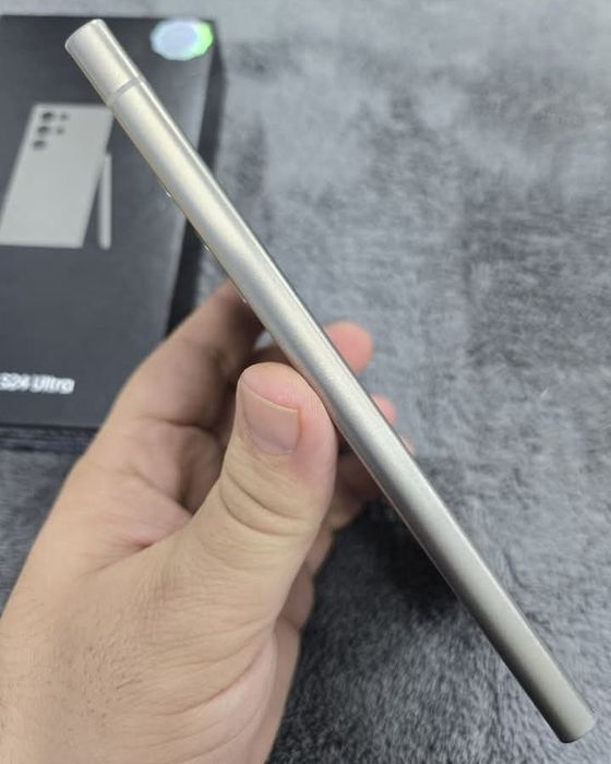 Samsung s24 Ultra 12/256Gb karopka