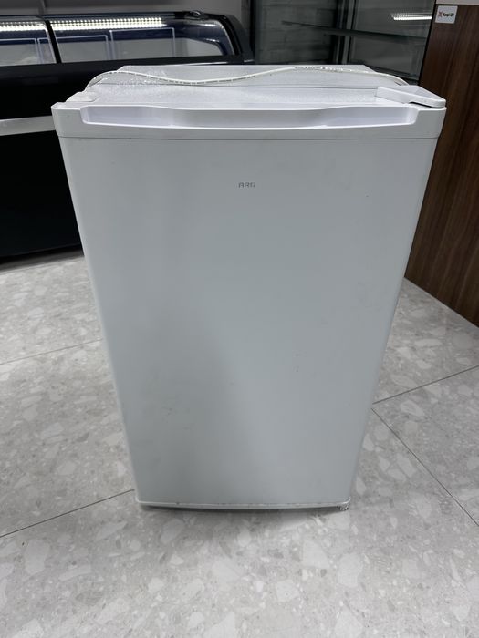 Продаю холодильник для бара