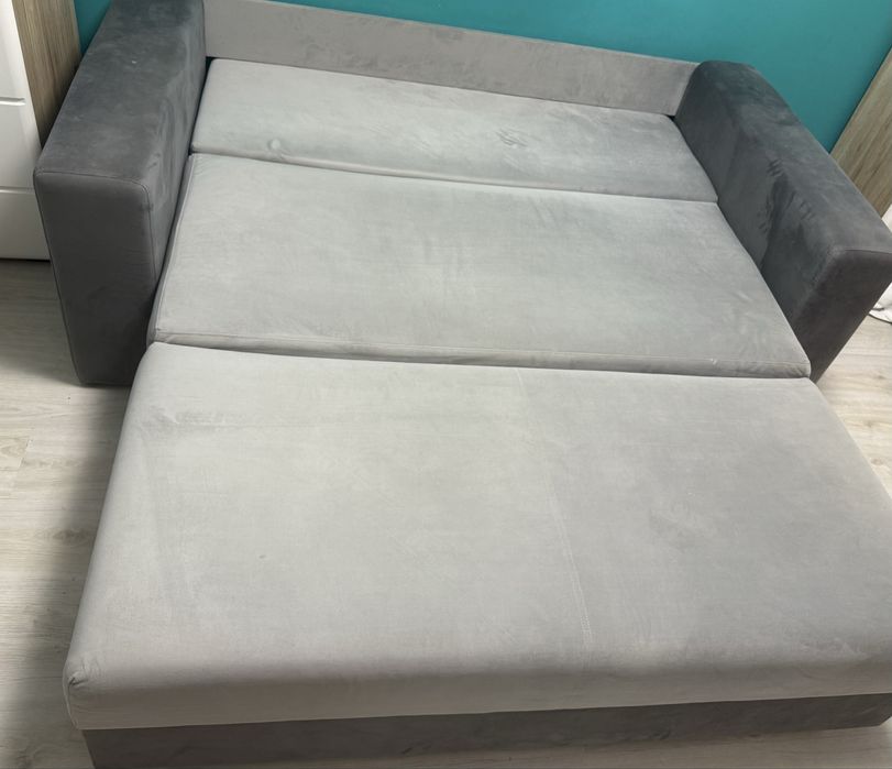 Canapea extensibila cu lada depozitare !