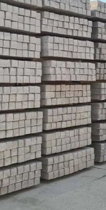 DE VÂNZARE: SPALIERI DIN BETON ARMAT – Calitate Premium pentru 2026!
P