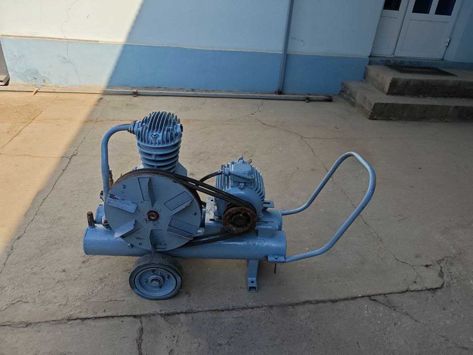 Компрессор 380волт б/у  ссср