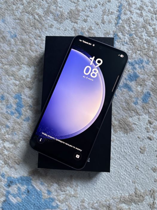 Продам Samsung S23 FE 5G 256gb