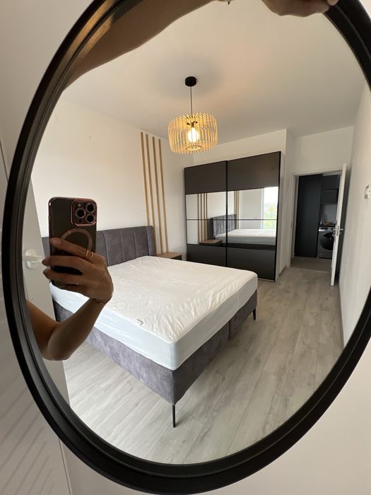 Inchiriez apartament 2 camere, terasă 17 mp, vedere Lacul Morii