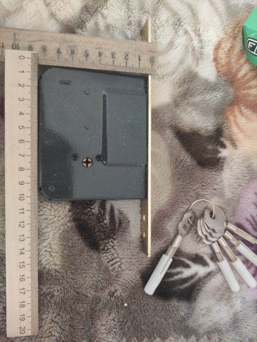 Замок для сейфа новый