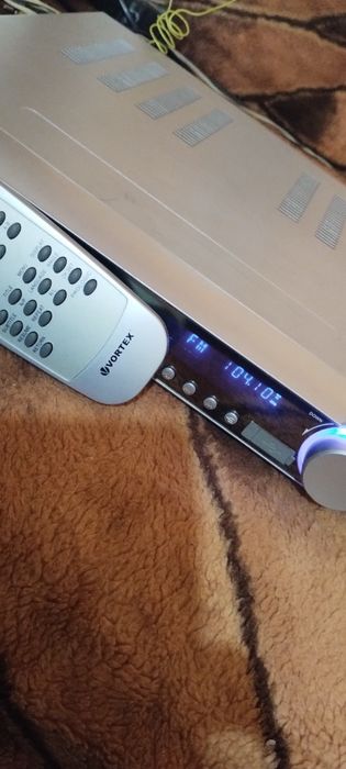Boxe 5.1  cu radio  dvd  impecabil