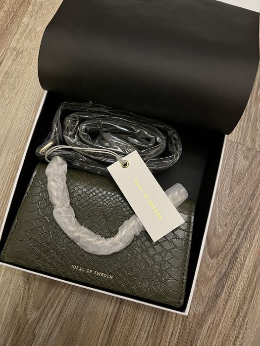 Дамска малка чанта Ideal of sweden , чисто нова