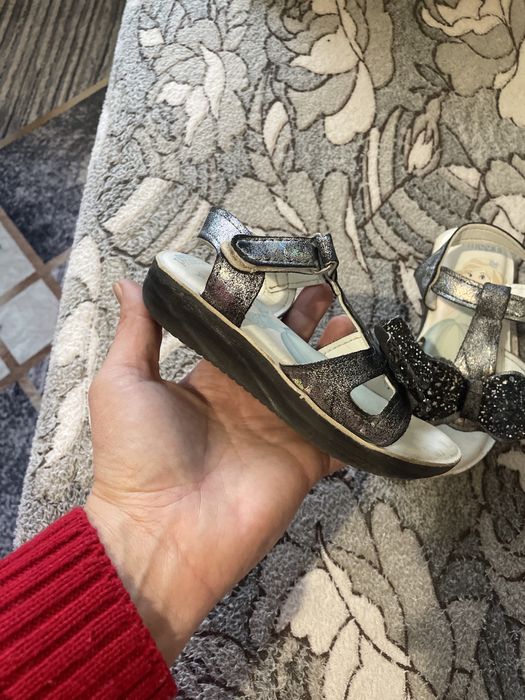 Детцки сандалки