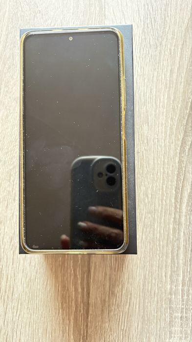 Poco F 3  / Xiaomi