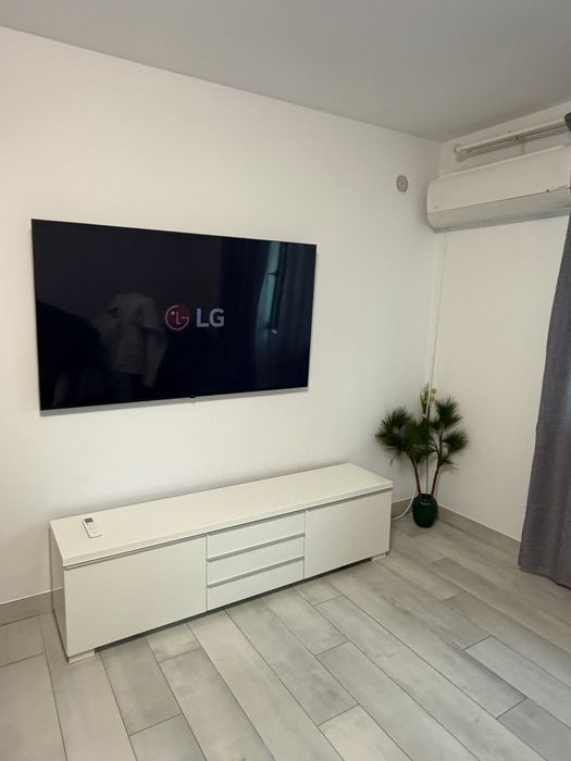 Inchiriez apartament