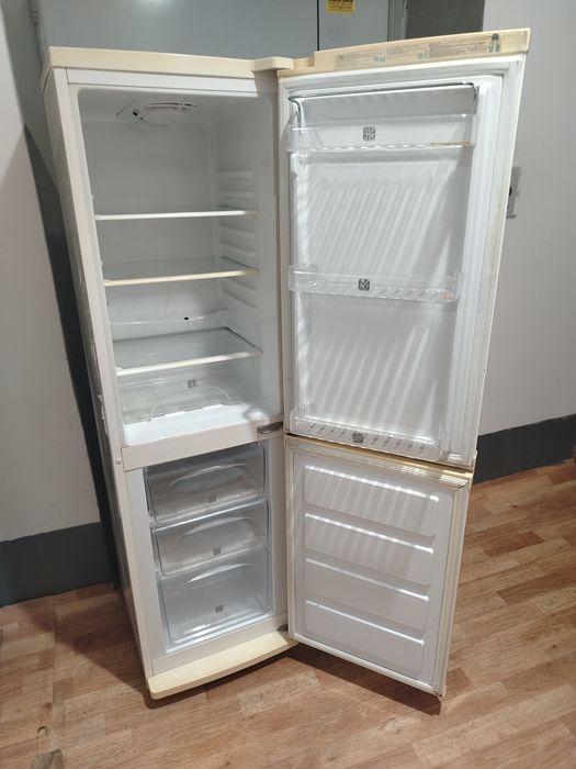 Продам холодильник Самсунг