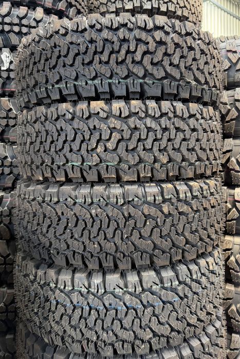 Anvelope Off Road 235/65  R17 All Terrain  m+s cramponate