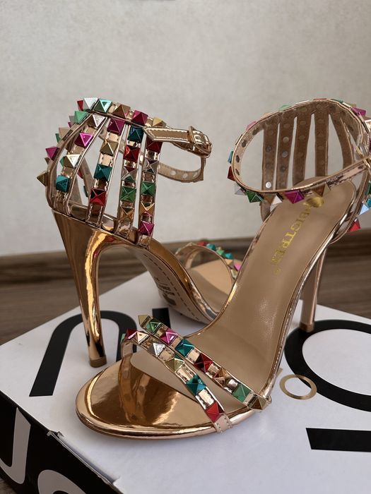 Официални дамски сандали на ток - 37 р-р