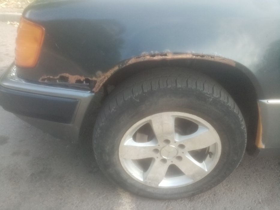 Продам мерседес 260