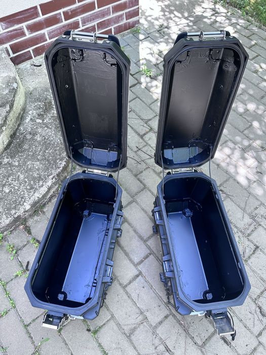 Set sidecase Triumph Tiger coburi genti laterale aluminiu