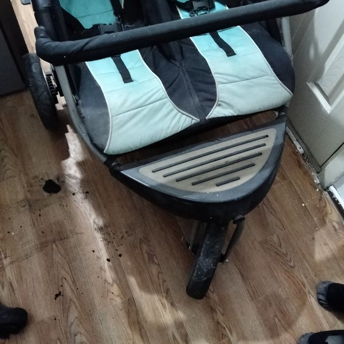 Коляска для двойни Baby Trend Navigator