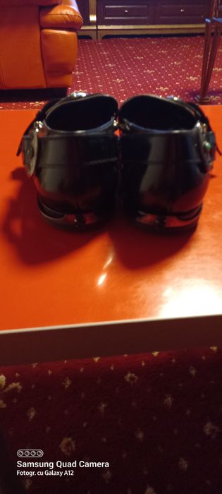 Pantofi barbati cu pietre