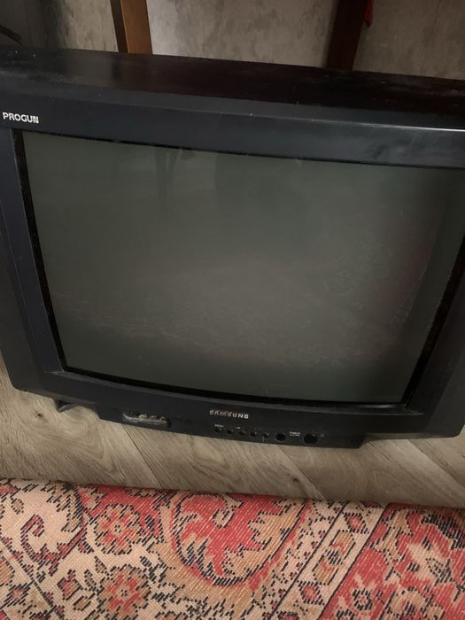 Телевизор цветной