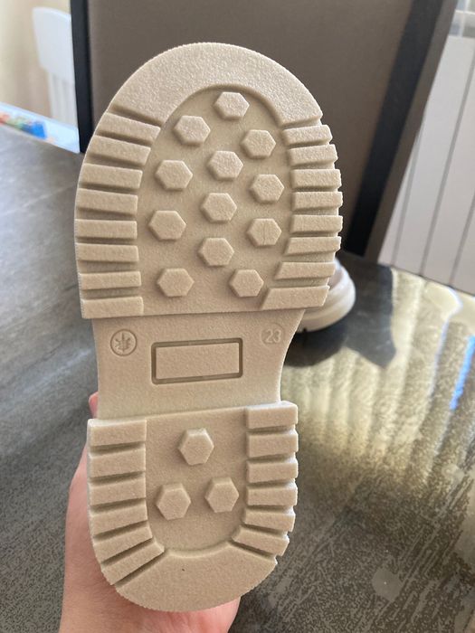 Зимни боти за момиче