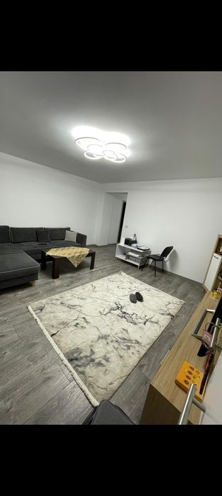 Inchiriez apartament 2 camere