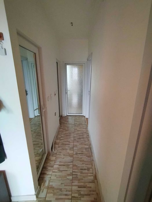 Продава се тристаен апартамент