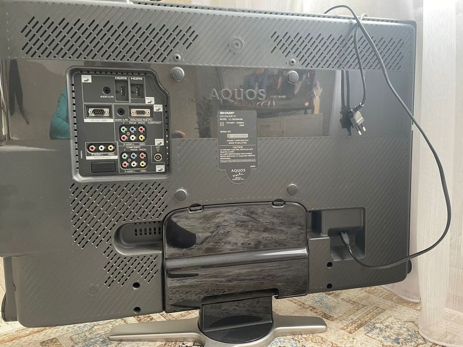 Телевизор Sharp AQUOS рабочий