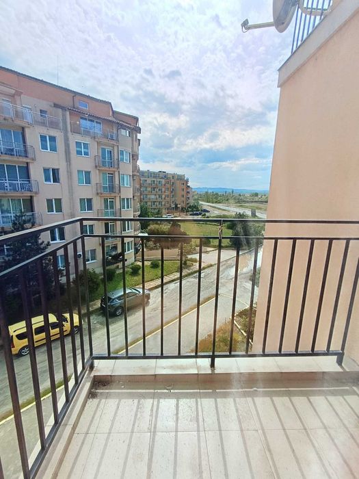 Продава се Двустаен апартамент в к.к. Слънчев бряг - 65 кв.м за 1031 €/кв.м - Снимка #5