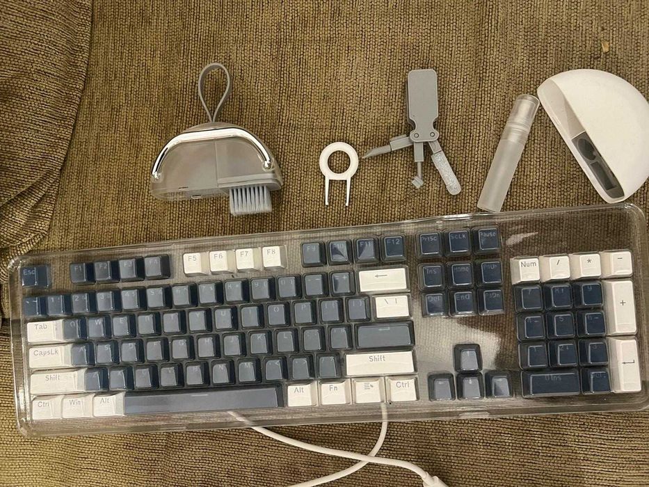 Vand tastatura gaming ID80+accesorii