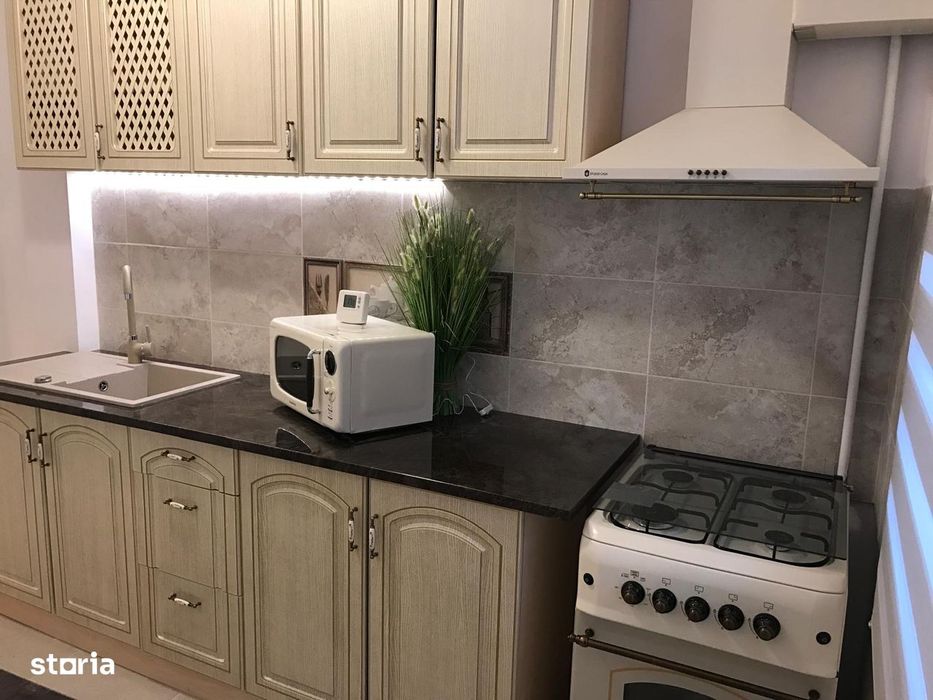 Campina - ap. 3 cam - 350 Euro/Luna